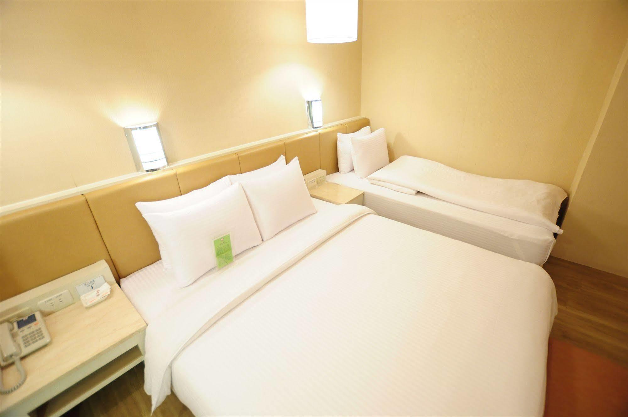 Kindness Hotel - Hanshen Kao-siung Exteriér fotografie